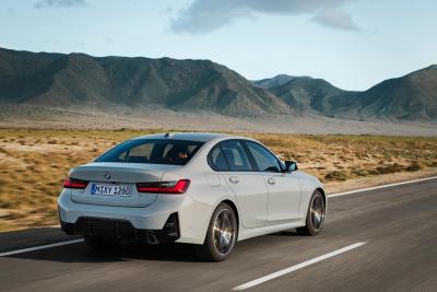 Nuova BMW SERIE 3, sempre più hi-tech 